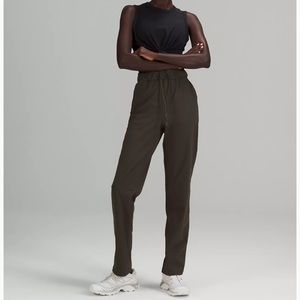 NWT LUXTREME HIGH RISE PANT